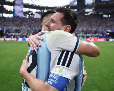 Tearful Messi inspires Argentina's 3-2 World Cup comeback win over Egypt
