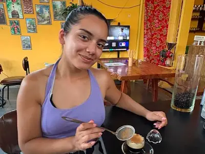 Teenager freezes eggs at 19 after discovering she is perimenopausal