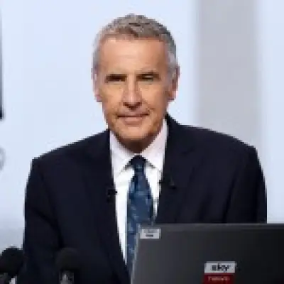 TV presenter Dermot Murnaghan dies aged 68 after stage four prostate cancer