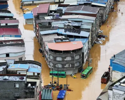 Typhoon Maysak kills 2, forces 48,000 evacuations in southern China