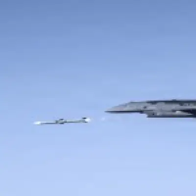US fighter drone fires air-to-air missile in first live fire test