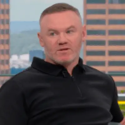 Wayne Rooney urges England to recall Kyle Walker after right-back injury crisis