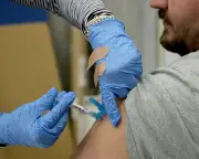 AI Chatbot Users More Likely to Believe Anti-Vaccine Myths, Poll Finds