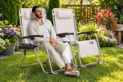 Amazon Deal: Zero Gravity Garden Loungers for Summer 2025