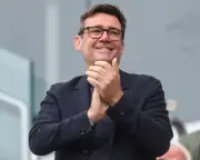 Andy Burnham plans UK summer tour to win over Labour 'danger zones'