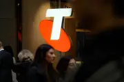 Angus Taylor backs Sarah Henderson's triple-zero calls amid Telstra outage