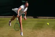 Anisimova fires 20 aces to beat Kenin, Snigur wins amid Kyiv bombing