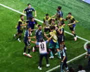 Argentina's Late Double Breaks England Hearts in Dramatic World Cup Semi-Final