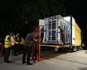 Bayeux tapestry arrives in UK for historic exhibition after secret night crossing