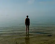 Blue-space therapy: How the sea helps heal trauma, anxiety and addiction