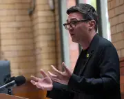Burnham's Gaza apology marks 'reset moment' for Labour to win back progressive voters