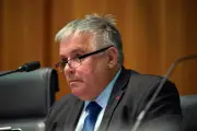 Crossbench MPs slam Labor over Rex Patrick's potential $150k legal fee in Aukus battle
