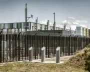 Datacentre project delays threaten global AI revolution, report warns