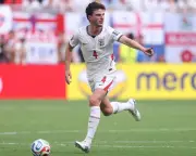 Declan Rice to start for England against Argentina despite illness