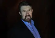 Derryn Hinch: Fearless journalist and senator dies at 82