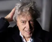 Duke of York's theatre renamed after Tom Stoppard in West End honour