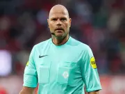 Dutch referee Rob Dieperink dies after being dropped from World Cup