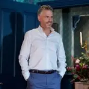 EastEnders casts Jason Durr as Linda Carter's potential love interest Clive Masters