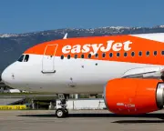 EasyJet profits plunge 70% as fuel costs soar amid Iran war
