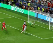 England must use set pieces to crack Argentina's close-range defence at World Cup