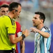 England warned about 'one-sided refereeing' before Argentina semi-final