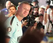 Erling Haaland says pressure all on England in World Cup quarter-final