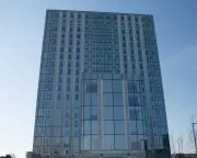 Families in London glass tower denied AC during heatwave, children ill