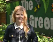 Green MP Hannah Spencer introduces bill for maximum workplace temperature in UK