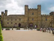 How to See Bayeux Tapestry and Battle of Hastings in One Day