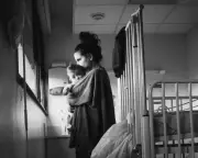Intimate Photos Capture Journey of Premature Birth and Resilience
