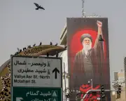 Iran Defiant as Six-Day Funeral for Supreme Leader Begins
