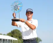 Jackson Koivun beats Scottie Scheffler in 3M Open playoff