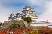 Japan considers two-tier pricing for overseas tourists