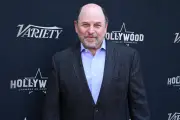 Jason Alexander apologizes to Courtney Stodden for inappropriate 2012 sketch