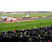 Kempton Park at Risk as MPs Debate Planning Rule Impact on Horse Racing