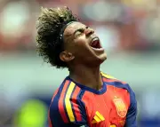 Lamine Yamal carries Spain's World Cup dream at 18