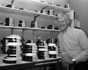 Leslie Woodhead, World in Action pioneer and docudrama inventor, dies at 88