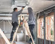 Liberal Democrats: All new UK homes must have air conditioning