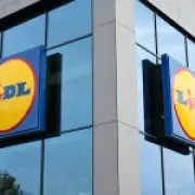 Lidl expands smartphone self-checkout to 37 more UK stores