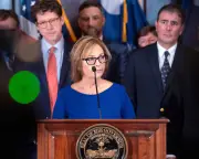 Lindsey Graham's sister Darline Nordone sworn in to complete his Senate term