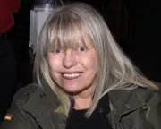 Louise Lasser, star of Mary Hartman and Woody Allen films, dies at 87