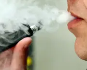 Majority of UK smokers wrongly believe vaping is as harmful as cigarettes, experts find