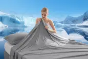Marchpower Cooling Blanket Heats Up Amazon Sales with 24% Discount