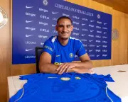 Maxence Lacroix joins Chelsea from Crystal Palace in £52m deal