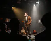Midnight at the Never Get review – Ben Platt soars in cabaret-musical of 60s sweethearts