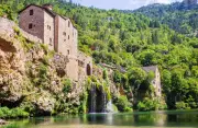 New GR736 hiking route in France's Gorges du Tarn offers wildlife and medieval villages