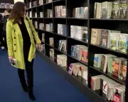 Nine of top 10 UK novels feature murdered women, author highlights trend
