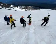 Novice climber survives 1,500ft fall on Mount Shasta, rescued by rangers