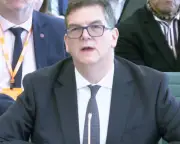 Olly Robbins launches legal challenge over sacking by Keir Starmer
