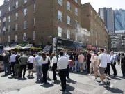 Petticoat Lane shops 'struggling to stay open' due to food stall conditions